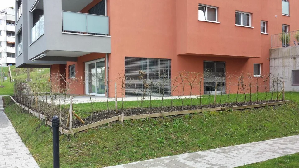 2.5 Zimmer-Wohnung mit Gartensitzplatz
