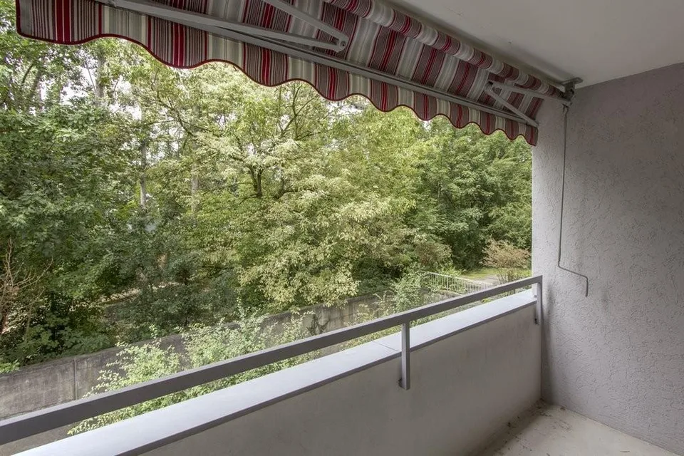Cozy apartment with balcony, elevator, and central location