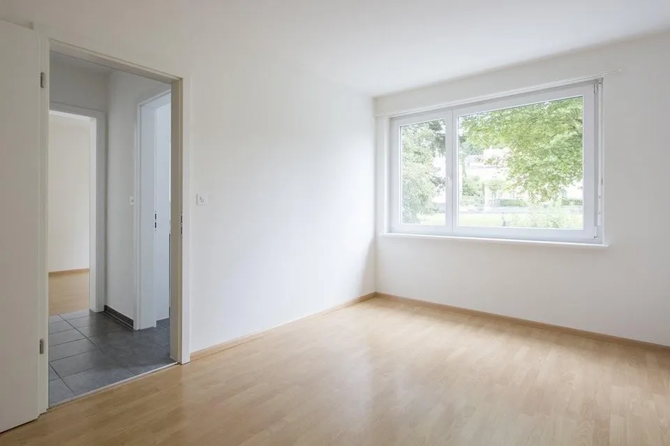 Cozy apartment with balcony, elevator, and central location