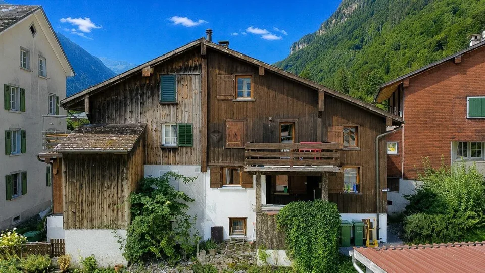 Einzigartiger 320-jähriger Strickbau - 5 Zimmer, Bergblick & ganz v...