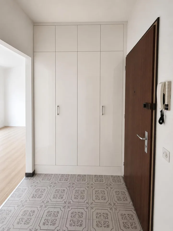 LUGANO - FOR RENT SPACIOUS AND BRIGHT 3.5 ROOMS WITH BALCONY