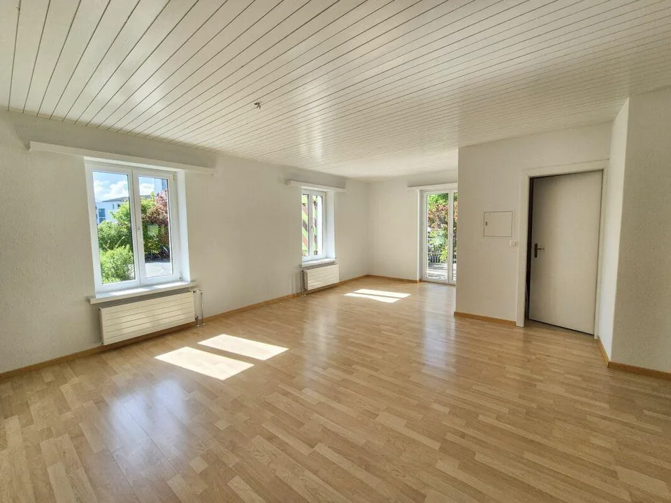 Charmante Garten-Wohnung mit grosszügiger Terrasse!