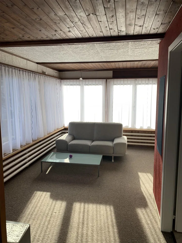 Möblierte 1.5 Zimmer Wohnung mit Top Aussicht