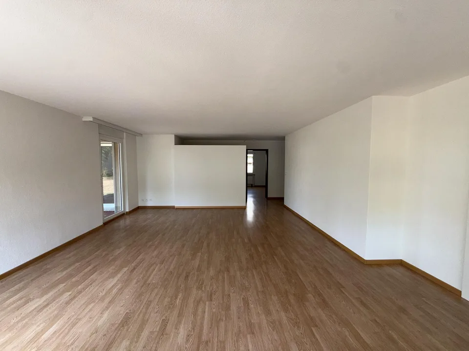 helle 4.5-Zimmerwohnung inkl. einladenden Gartenterrassen