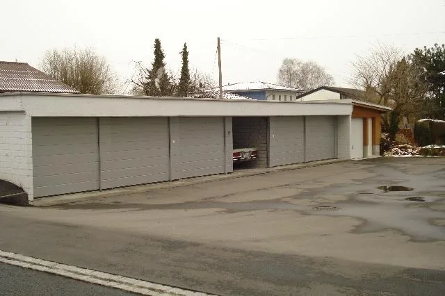 sonnige, grosszügige Wohnung an ruhiger Lage