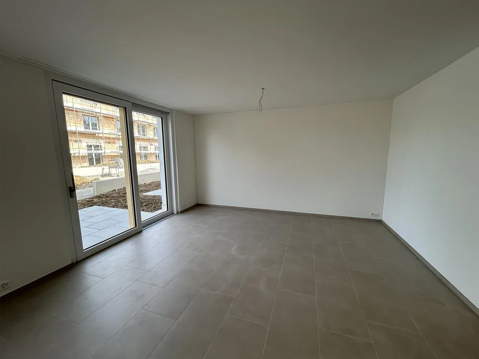 2.5-Zimmer-Neubauwohnung mit Balkon/Sitzplatz