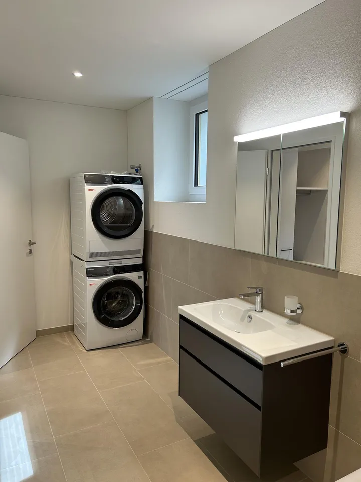 2.5-Zimmer-Neubauwohnung mit Balkon/Sitzplatz