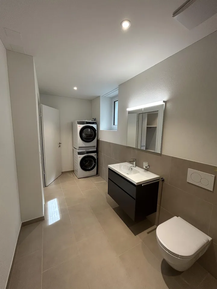2.5-Zimmer-Neubauwohnung mit Balkon/Sitzplatz