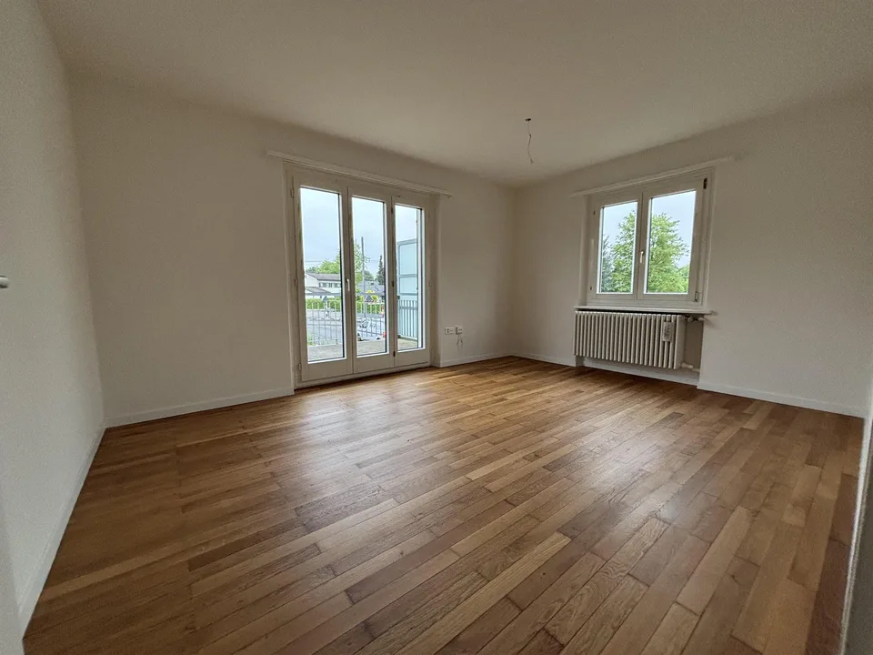 Frisch sanierte 4 Zimmerwohnung