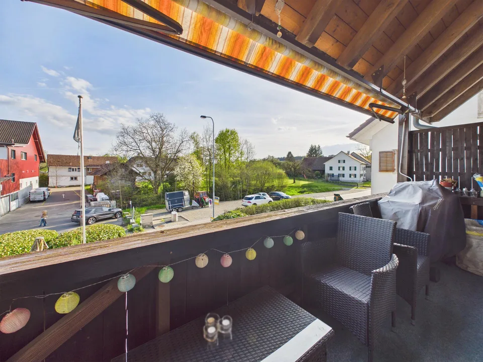 Appartamento maisonette unico con giardino invernale e camino ad Amlikon-Bissegg