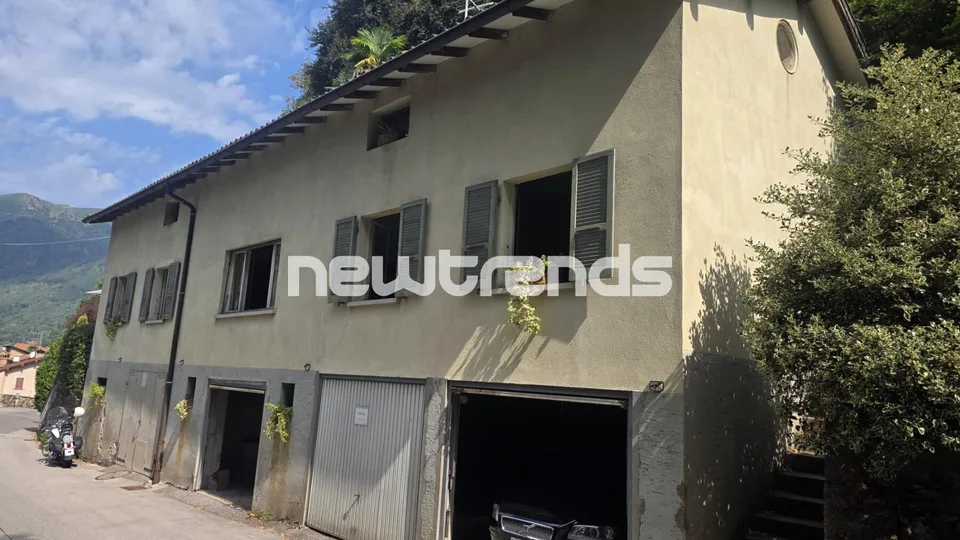 Casa indipendente ad Aranno con 3 box, giardino, bosco e vista sulla v