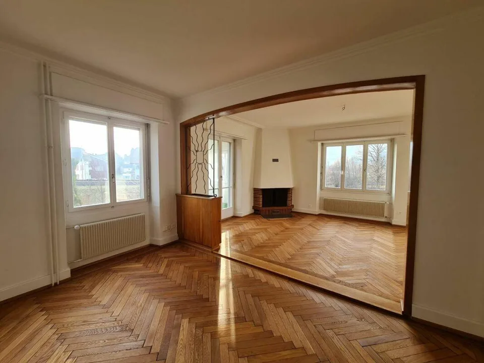 Spannendes Projekt aus Mehrfamilienhaus und grossem Gartenanteil al...