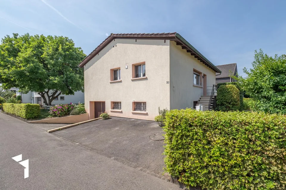 Fehr Immobilien - Freistehendes 4.5-Zi.-Einfamilienhaus