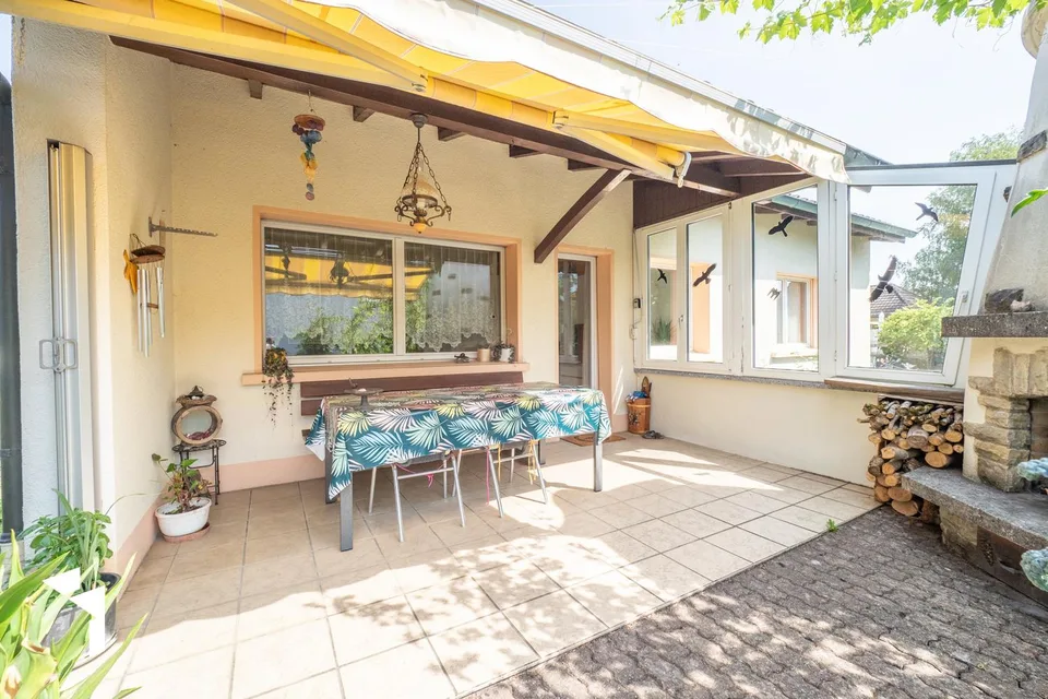 Fehr Immobilien - Freistehendes 4.5-Zi.-Einfamilienhaus