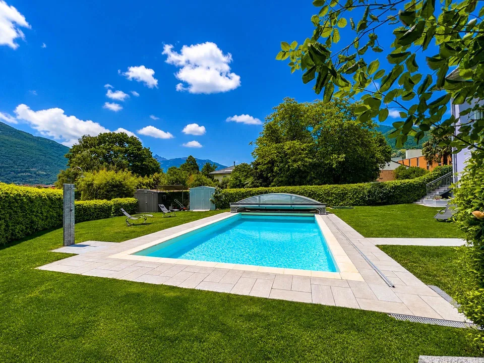 Appartamento 4.5 locali con piscina a Camorino