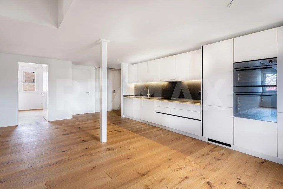 Kernsanierte 3½-Zimmer-Wohnung im Dachgeschoss (WHG-303)