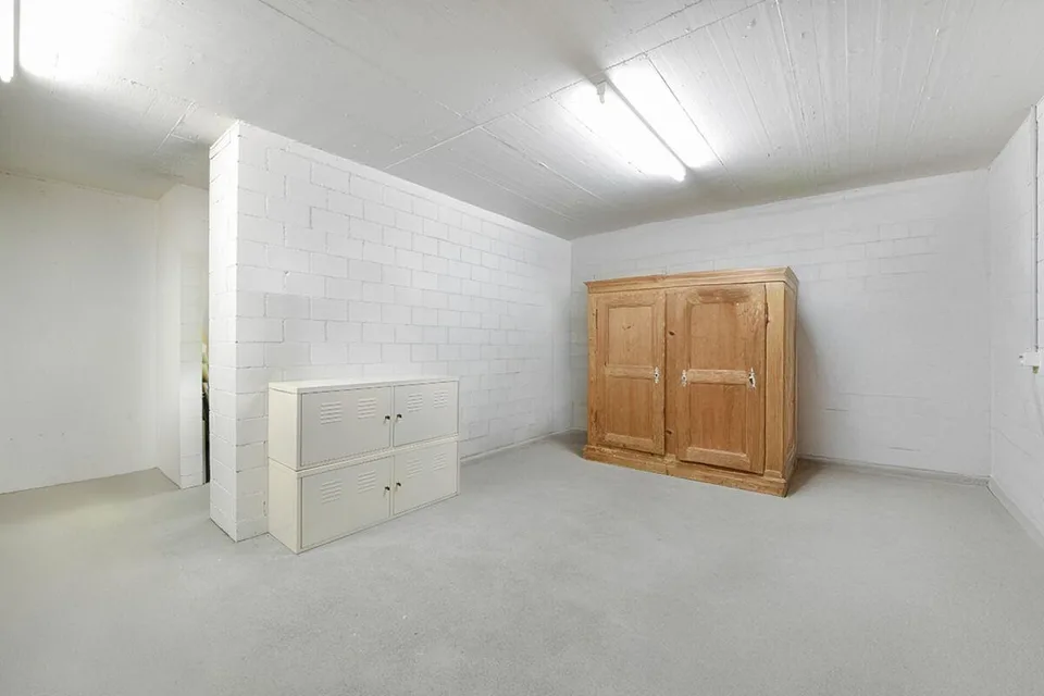 6.5-Zimmer Eckhaus an ruhiger Lage