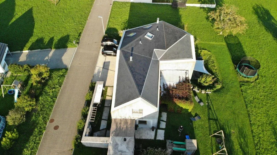 Casa di architettura unica con vista a lunga distanza inobstructabile