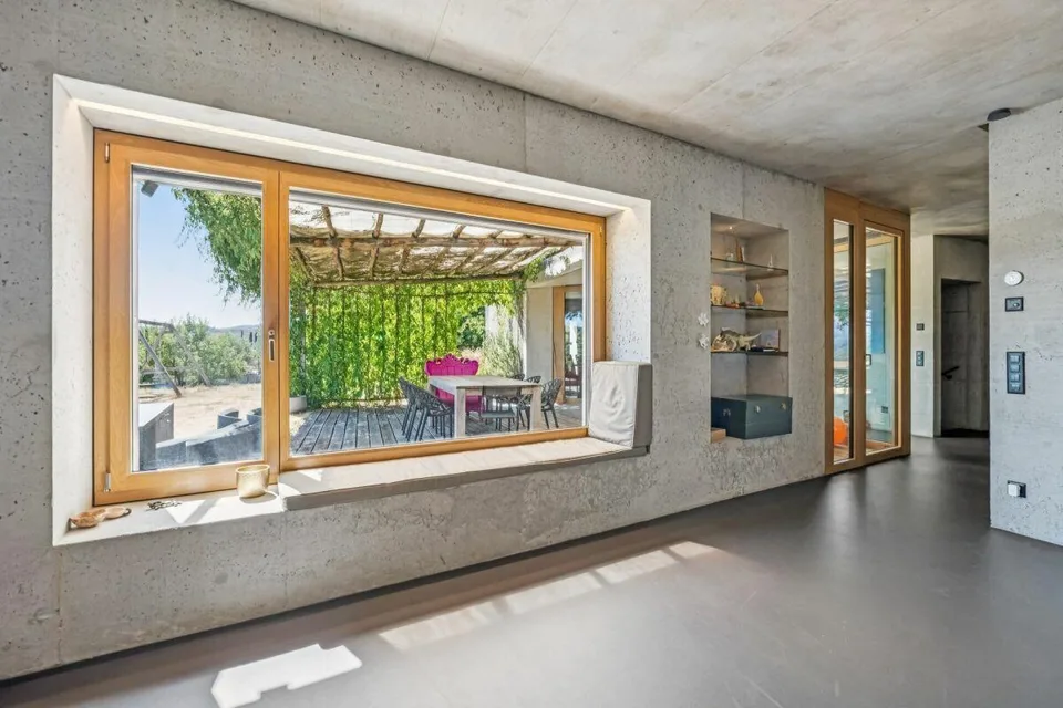 Casa di architettura unica con vista a lunga distanza inobstructabile