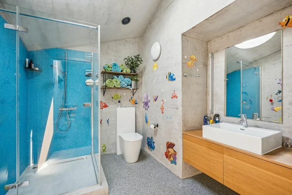 Casa di architettura unica con vista a lunga distanza inobstructabile