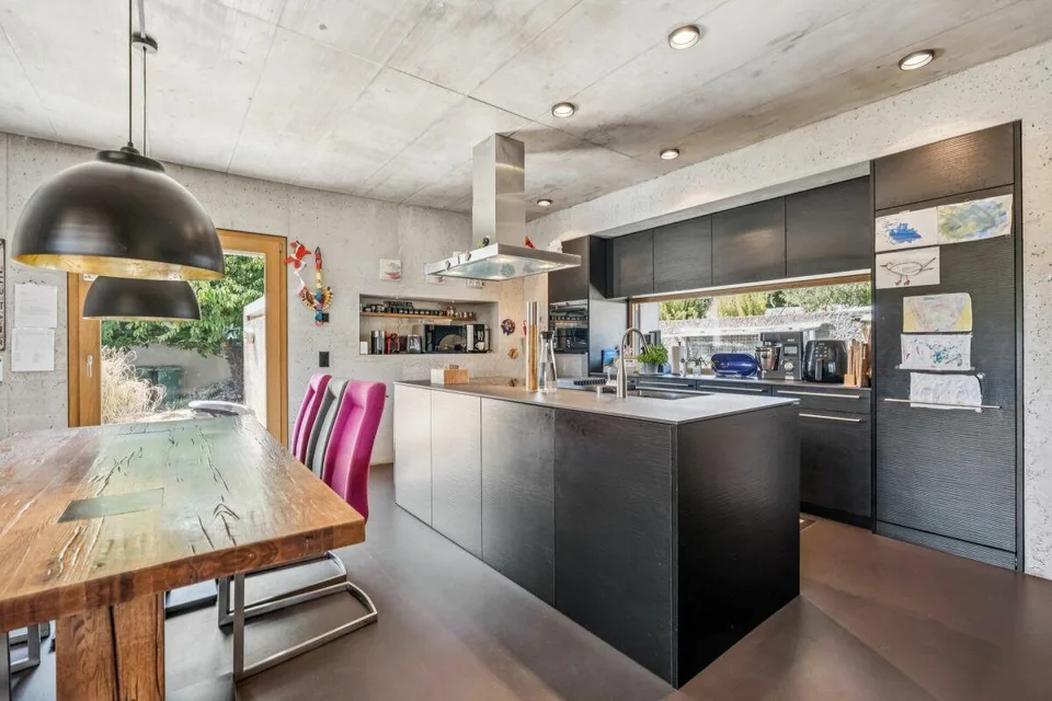 Casa di architettura unica con vista a lunga distanza inobstructabile