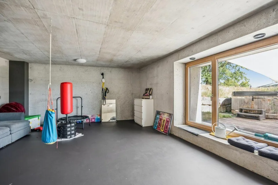 Casa di architettura unica con vista a lunga distanza inobstructabile