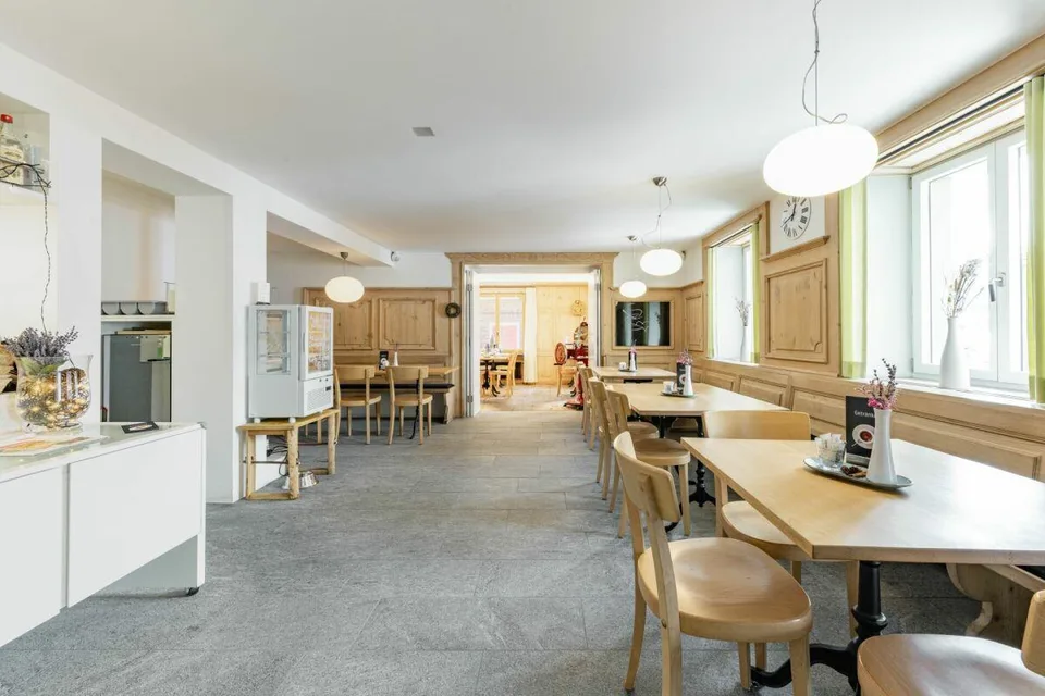 Stilvolles Hotel Vallatscha bei Disentis am Lukmanierpass
