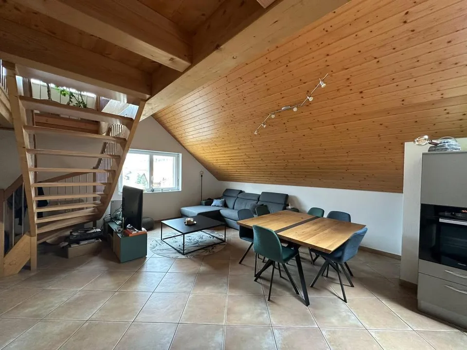 Charmant appartement de 4.5 pièces avec vue à Boécourt