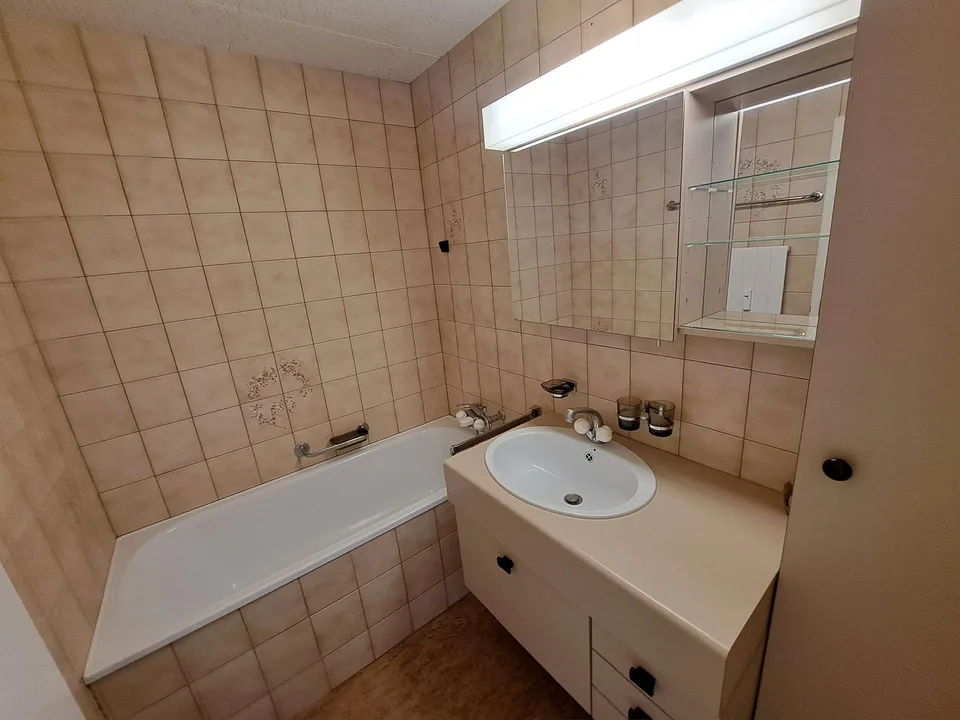 Spacious 4.5-room apartment with balcony in Liestal – available immediately!