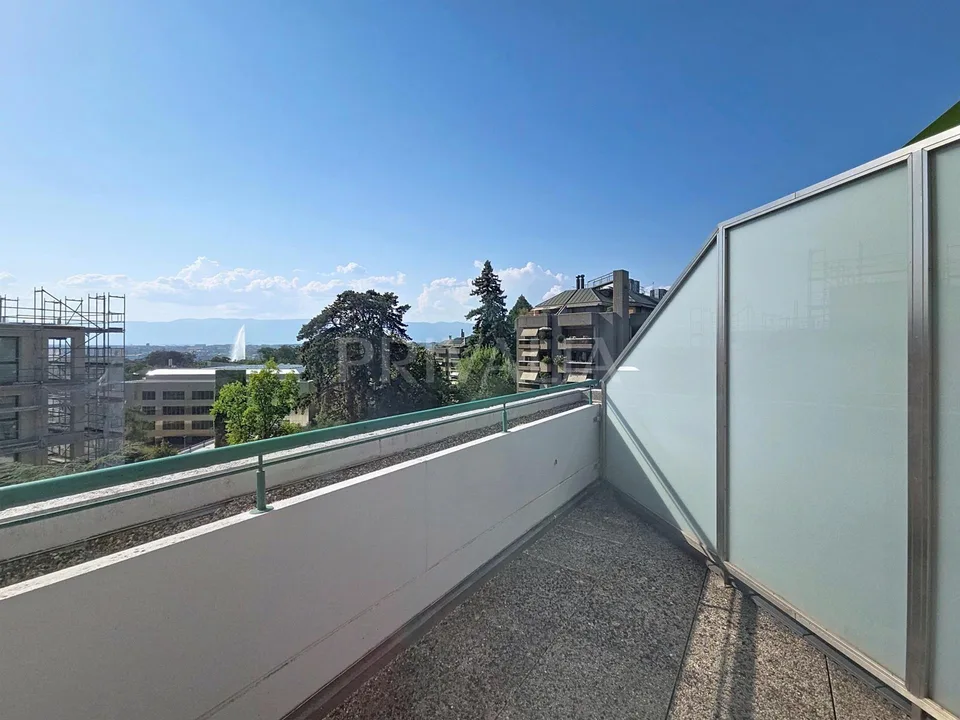 Superbe appartement contemporain avec deux terrasses et vue dégagée...