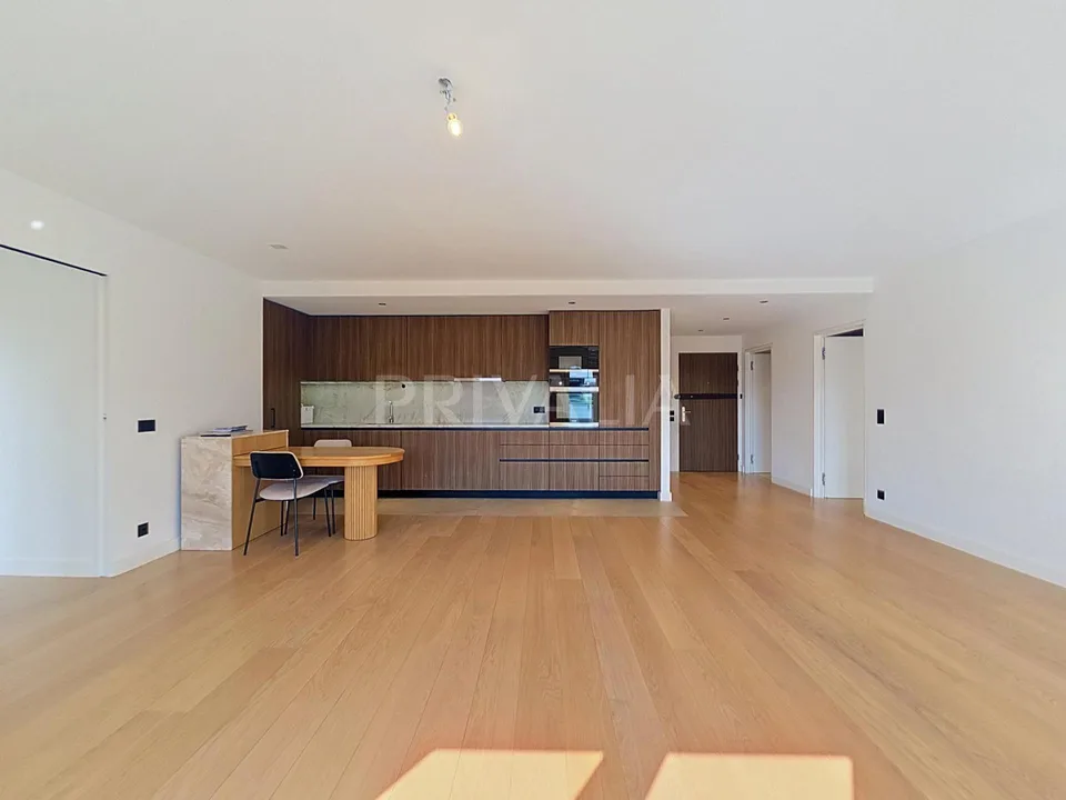 Superbe appartement contemporain avec deux terrasses et vue dégagée...