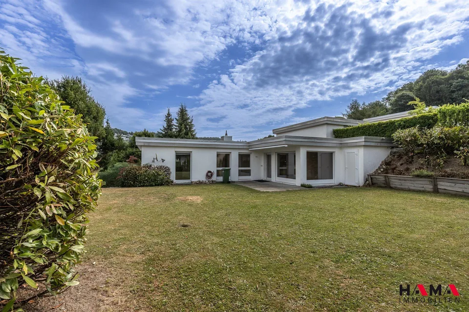 Geräumiges 6.5-Zimmer-Einfamilienhaus mit Sauna an bester Lage