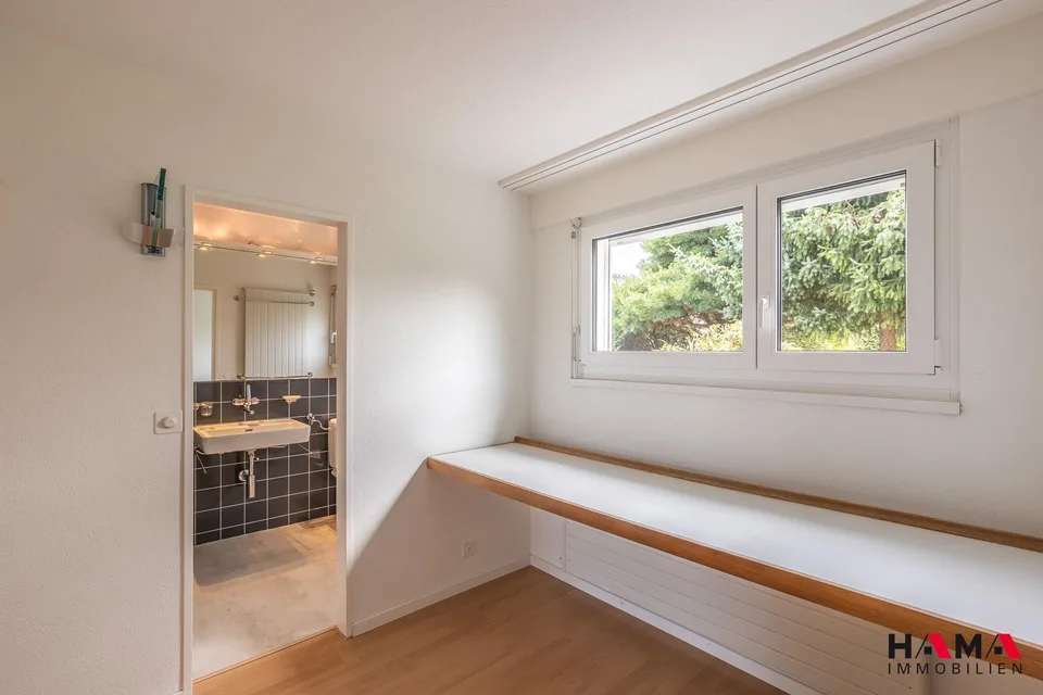 Geräumiges 6.5-Zimmer-Einfamilienhaus mit Sauna an bester Lage in Zofingen