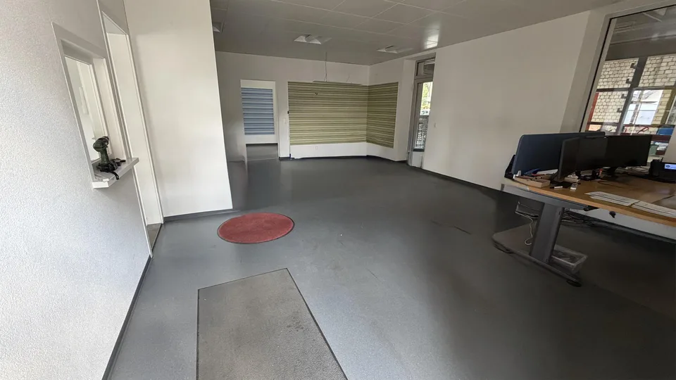 Gewerbehalle/Werkstatt mit Büro, Sursee
