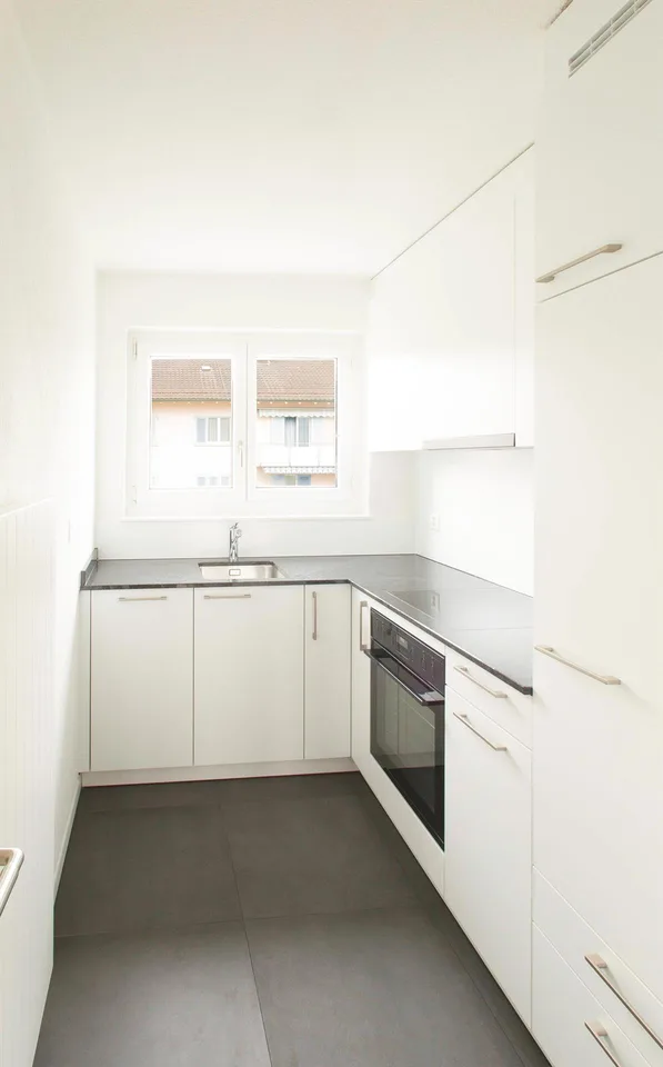 Sanierte und helle 3.0-Zimmer-Wohnung an bestens erschlossener Lage