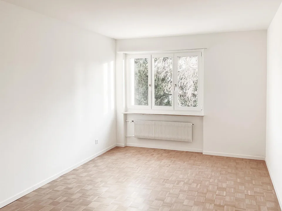 Sanierte und helle 3.0-Zimmer-Wohnung an bestens erschlossener Lage