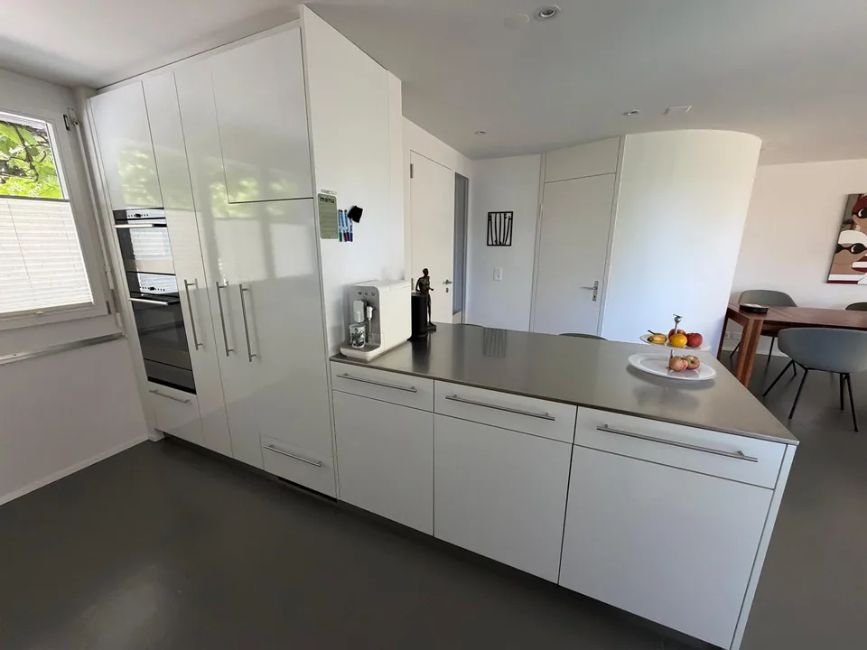 Wunderschönes 5,5-Zimmer Doppel-Einfamilienhaus mit Garten in Gümligen