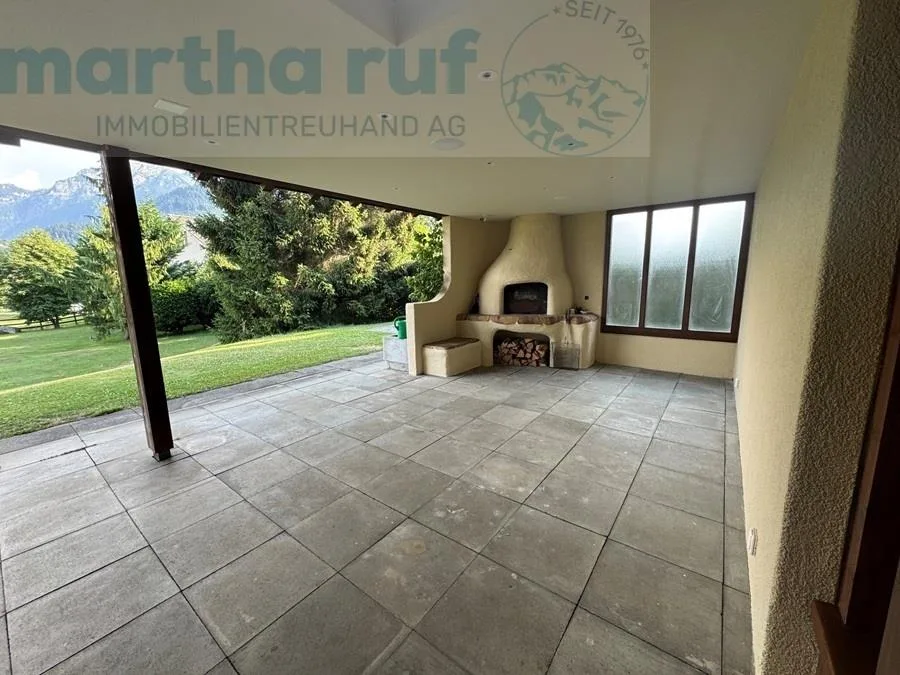 Grosszügiges 5.5-Zim.-Einfamilienhaus, Garten & traumhafter Aussicht