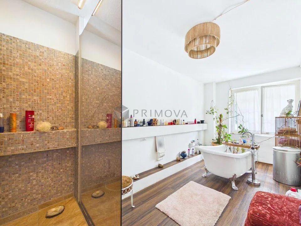 Appartement de 6,5 pièces élégant avec du caractère au bord du lac de Zurich