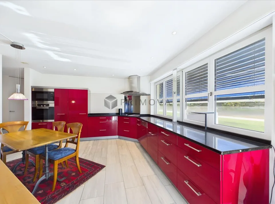 Stilvolles Zuhause mit Garten und viel Lebensqualität