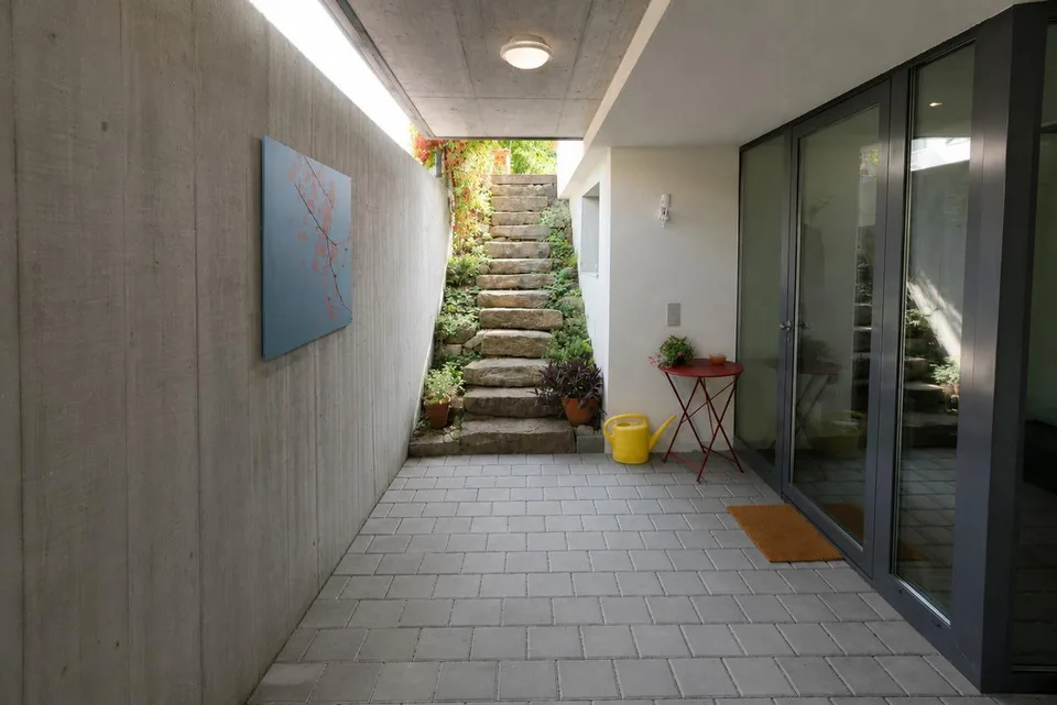 Moderne Architektur trifft auf familienfreundliches Wohnen