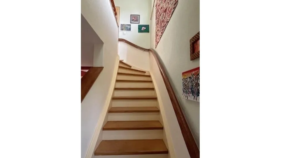 5 ZIMMER-HAUS IN ZÜRICH - KREIS 2 WOLLISHOFEN, MÖBLIERT, TEMPORÄR