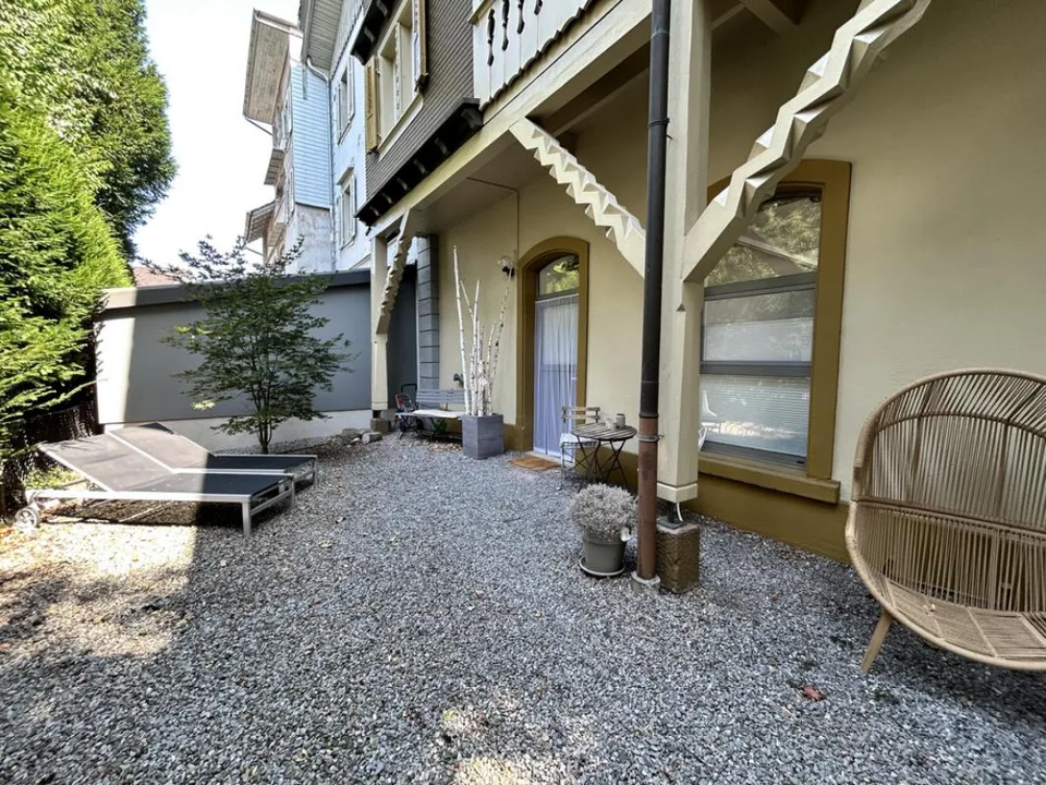 Charmantes Loft mit Gartensitzplatz