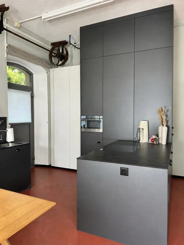 Charmantes Loft mit Gartensitzplatz