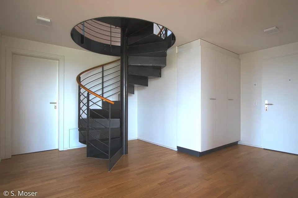 3.0 Zimmer Dachwohnung in naturnaher Lage