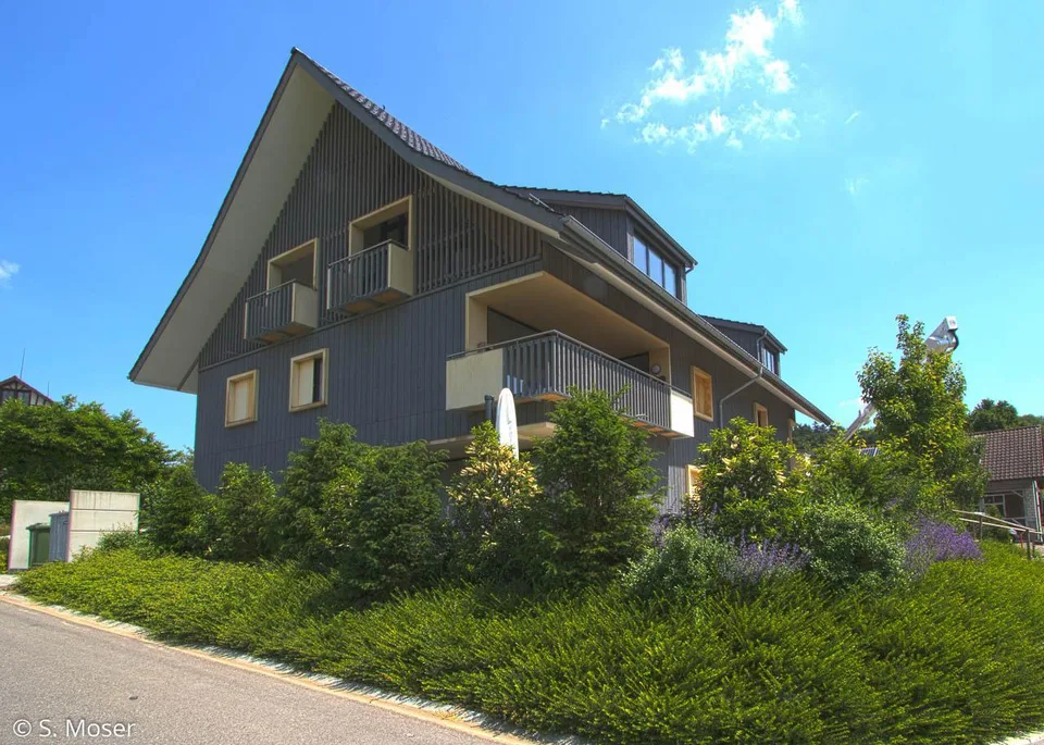3.0 Zimmer Dachwohnung in naturnaher Lage