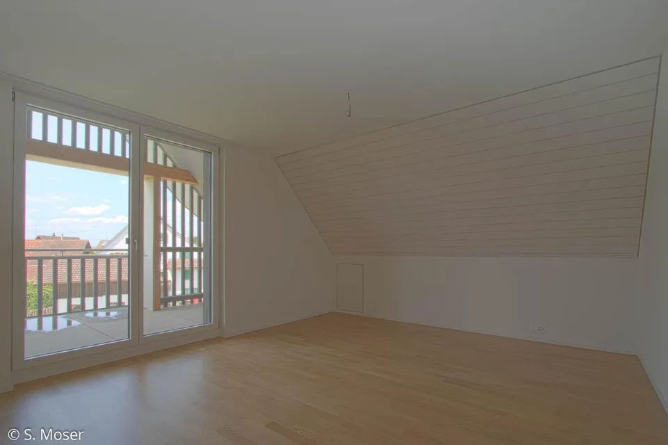 3.0 Zimmer Dachwohnung in naturnaher Lage