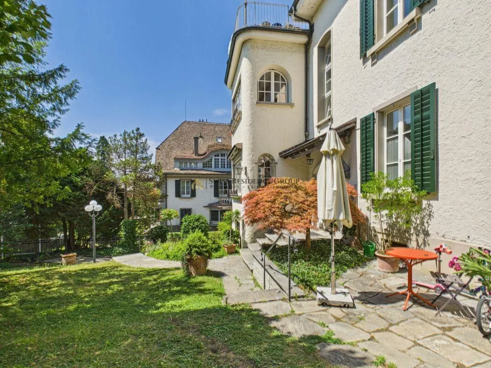 Altbau-Charme trifft auf modernen Luxus - Einzigartige 4.5-Zimmer-Wohnung mit Garten & Cheminée in 8008 Zürich
