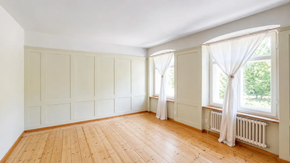 Zentrale, toprenovierte Altwohnung fur gepflegtes Wohnen