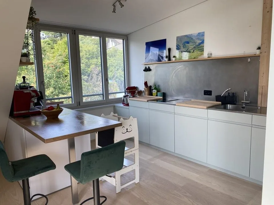 Schöne 3.5 Zimmer-Wohnung mit grosszügigem Grundriss in Uitikon